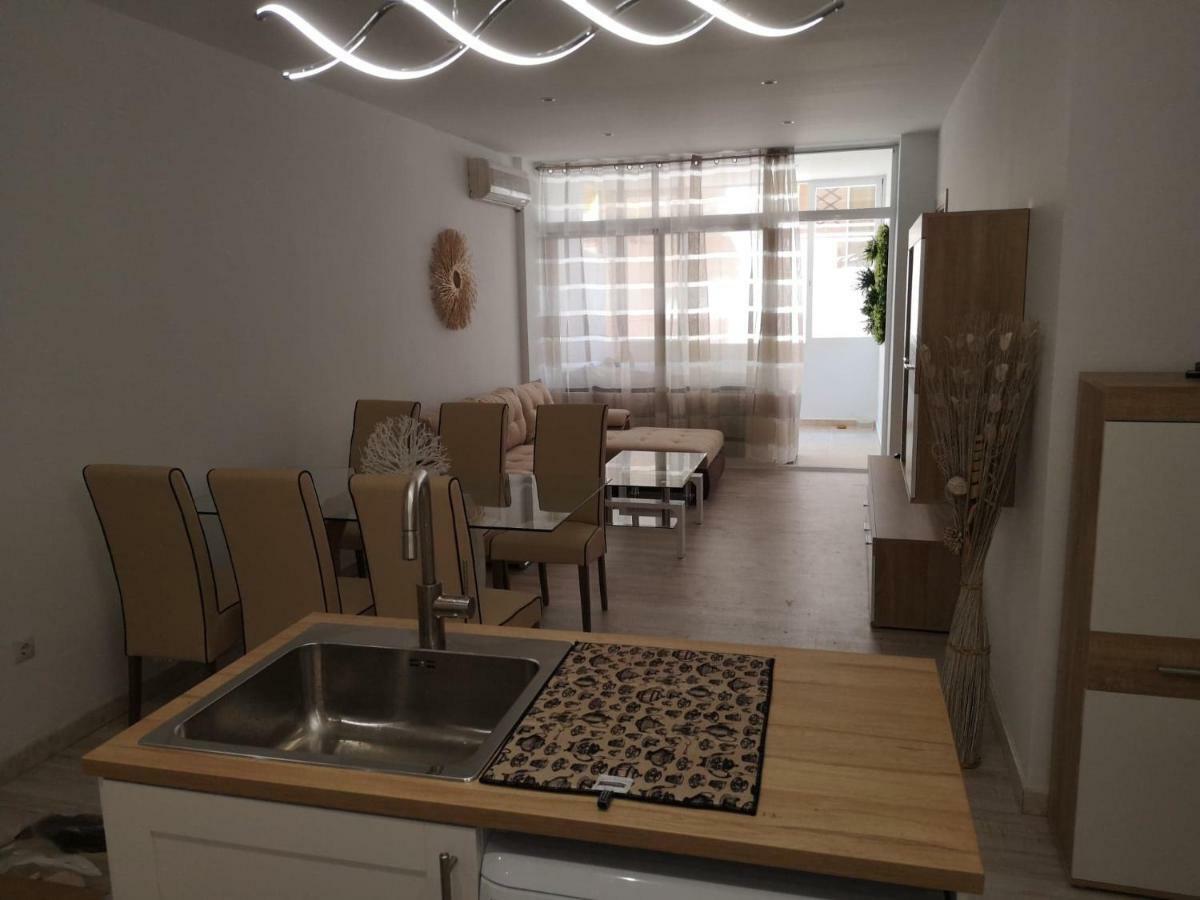 Eden Apartment *